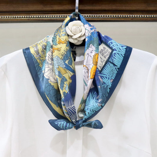 Blaues Traumtal (68x68cm)