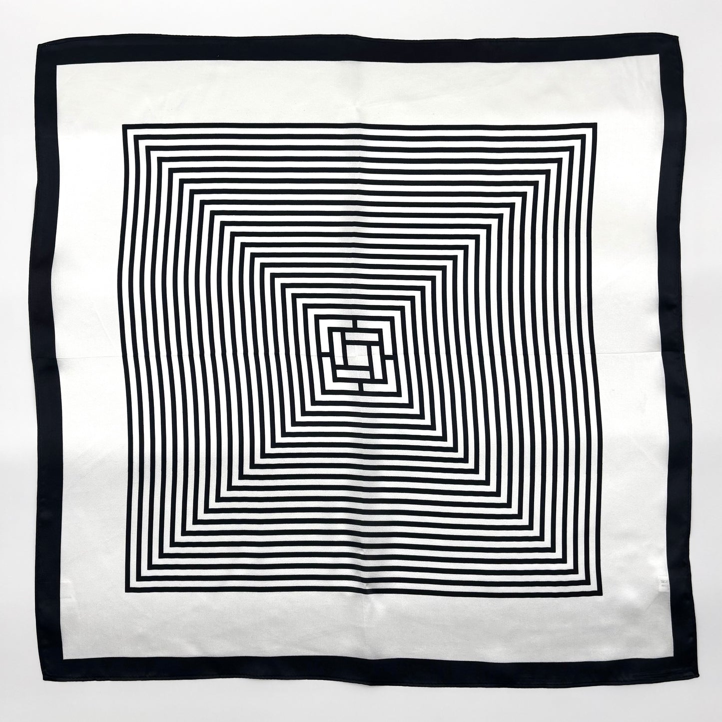 Geometrischer Kontrast (53x53cm)